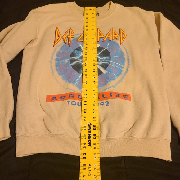Def Leppard Sweatshirt Small - Picture 3 of 3
